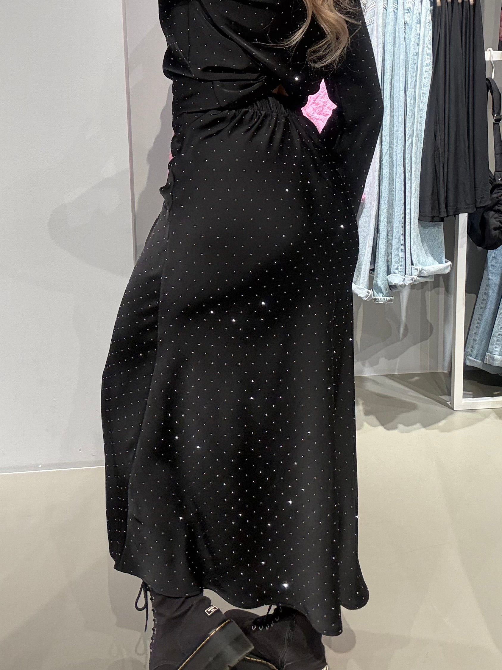 VIELLIE Midi Skirt - Black Beauty